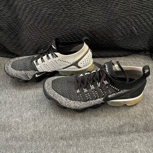 Nike Air VaporMax 2 Flyknit Orca Sneakers
